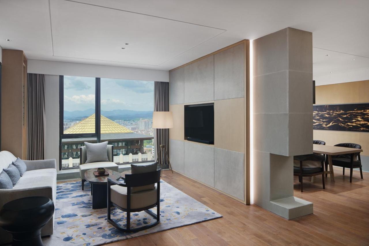 Sheraton Yunfu Xinxing Hotel Kültér fotó