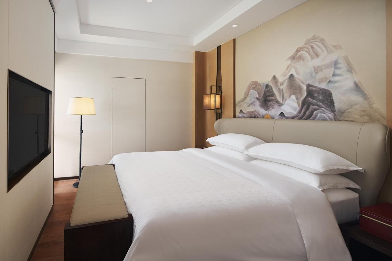 Sheraton Yunfu Xinxing Hotel Kültér fotó