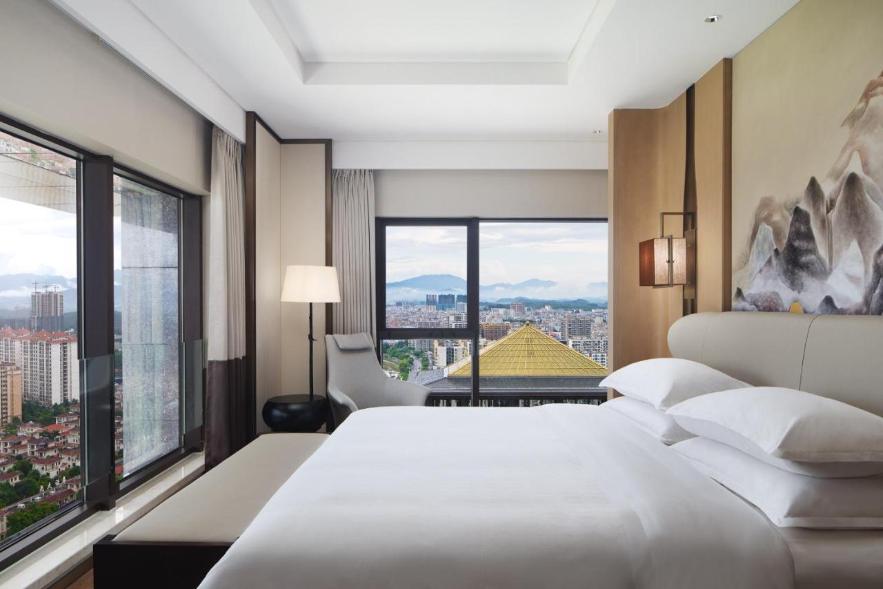 Sheraton Yunfu Xinxing Hotel Kültér fotó